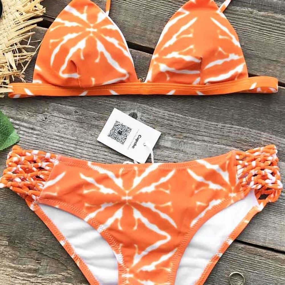 Cupshe BRAND NEW orange pattern bikini set.
